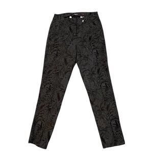 Robell Bella09 Black Textured‎ Floral Patterned Pants. Size 4.